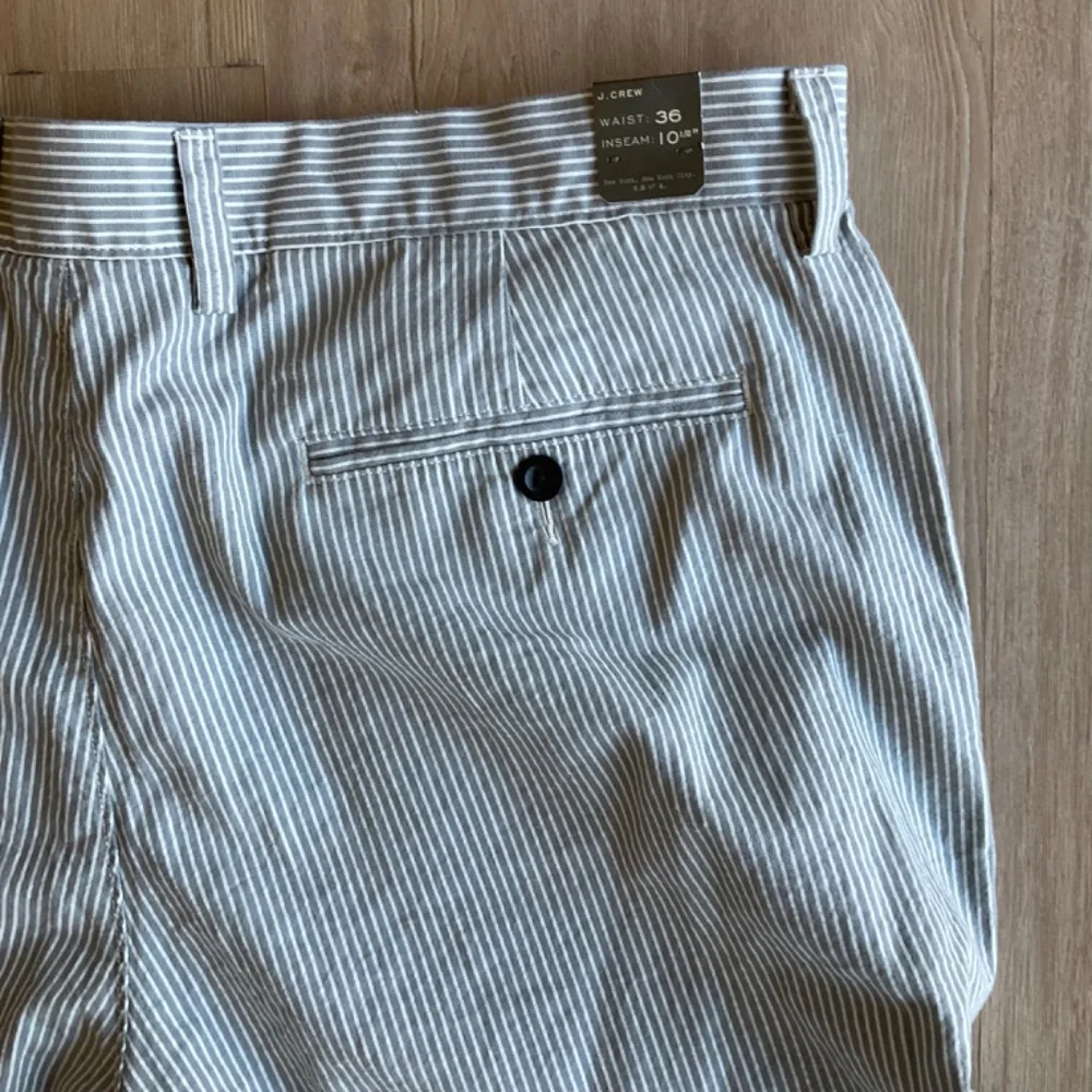 NWT J. Crew Club Mens gray white Striped club Shorts sz 36 cotton